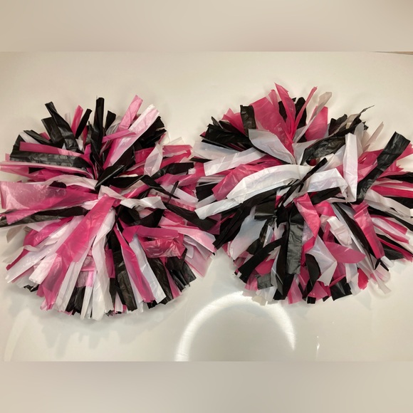 Scare squad cheerleader costume - Picture 16 of 16